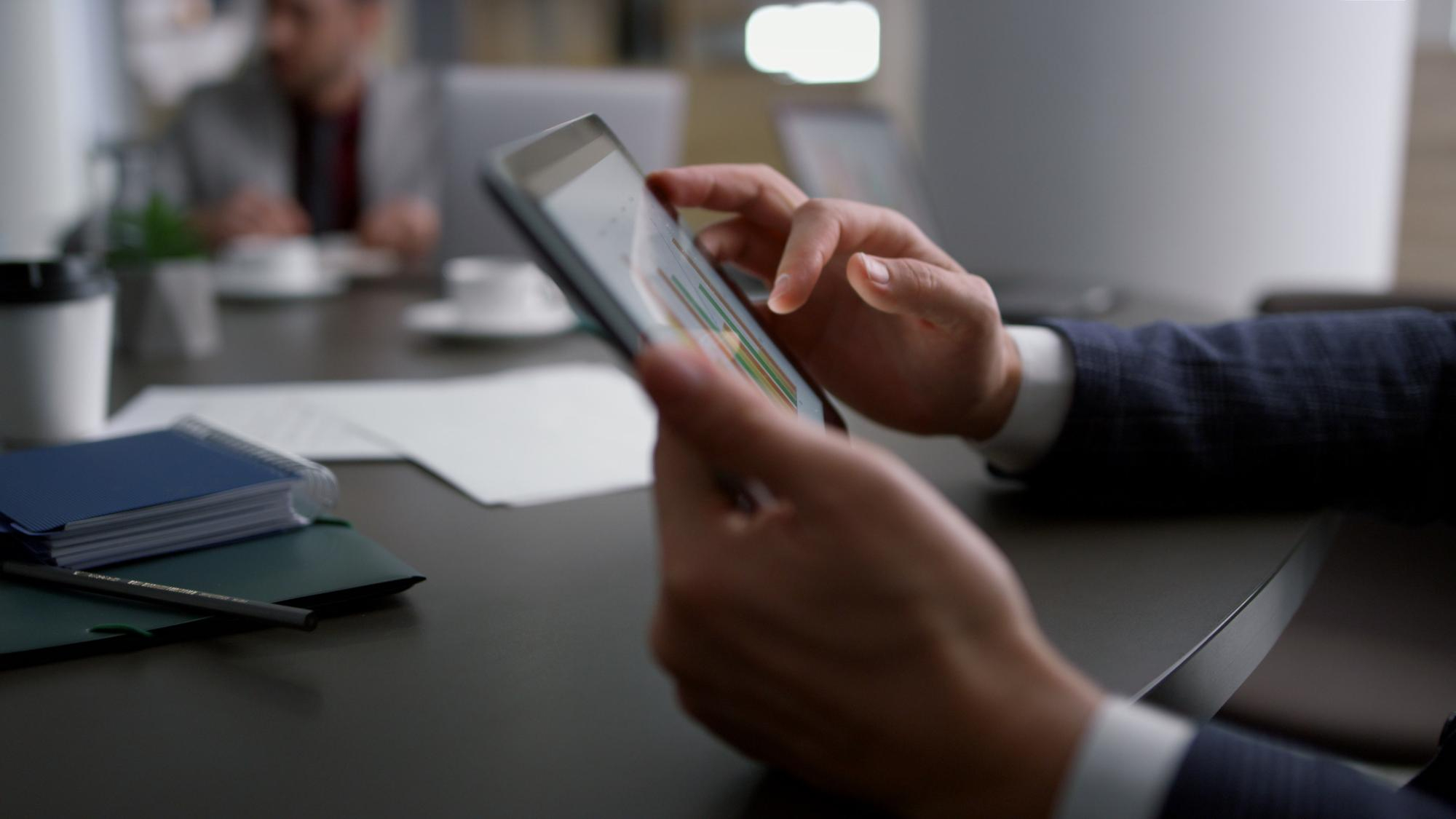 How to Prevent Invisible Financial Leaks: A Guide to Smarter Business Expense Tracking