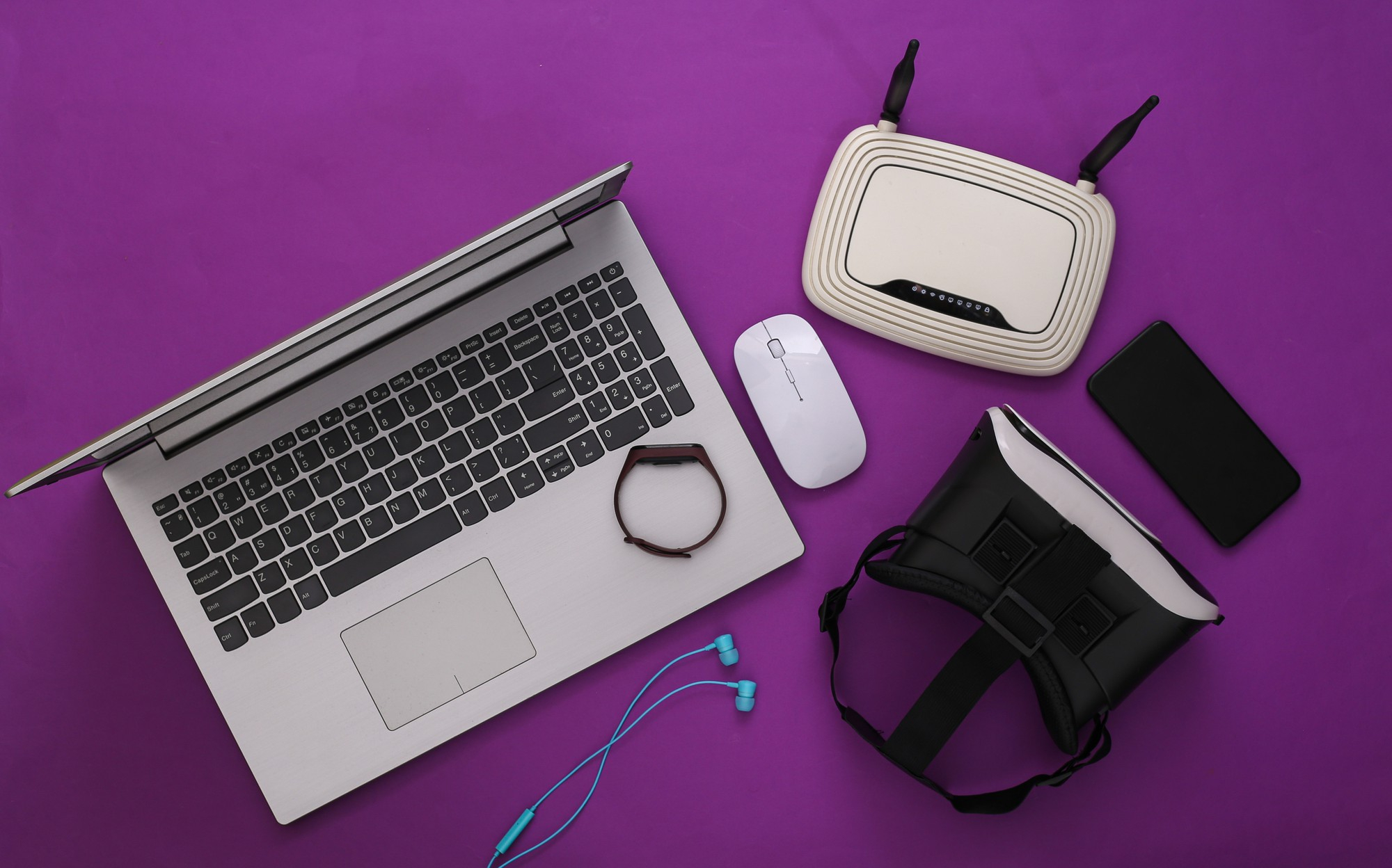 From Desk to Destination: Tech Essentials for a Mobile Life